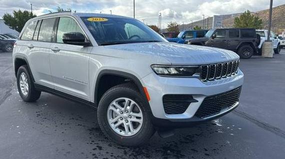 JEEP GRAND CHEROKEE 2025 1C4RJHAG9SC267895 image